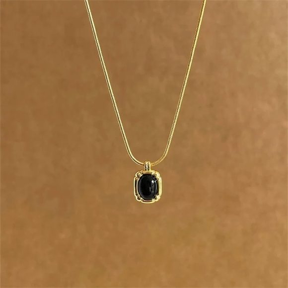 Gold Black Onyx Necklace Twin Accessories - Image 2