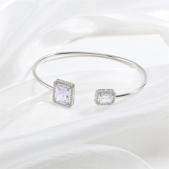 Women's Simple Bracelet Bracelet High-grade Water Drop Inlaid Women's Square Diamond - Image 4