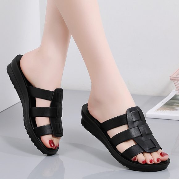 Large Size Flat Bottom Women's Slippers Fashionable Soft Bottom - Image 2