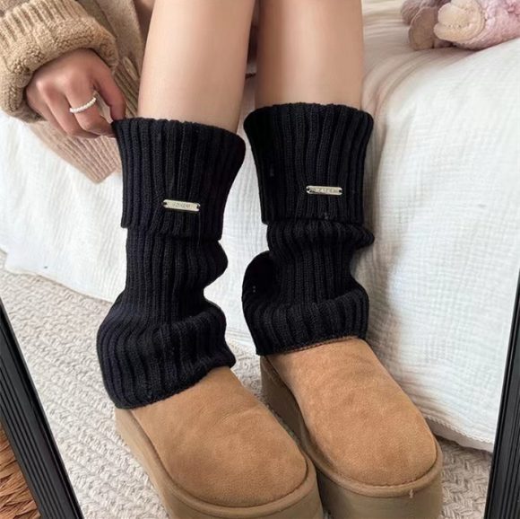 Fashion White Knitted Fabric Female Leg Warmer - Image 2