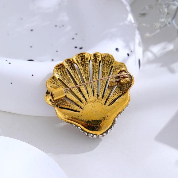 Fashion Vintage Rhinestone Pearl Shell Brooch - Image 3