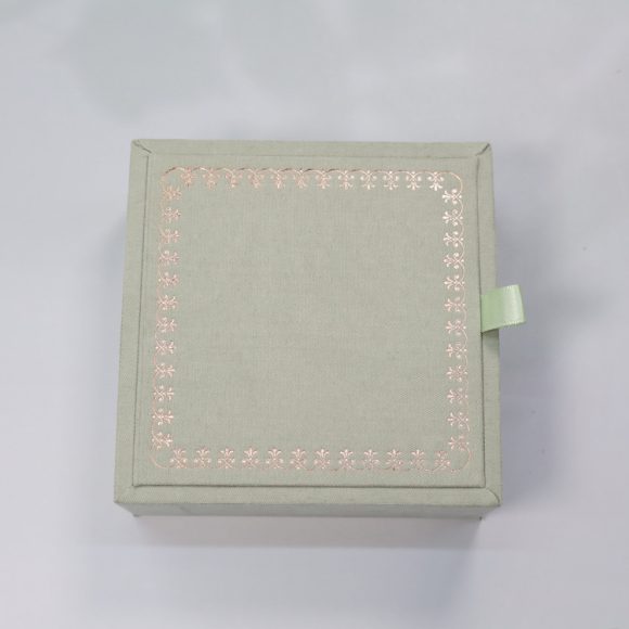 High-grade Mint Green Wooden Jewelry Box - Image 6