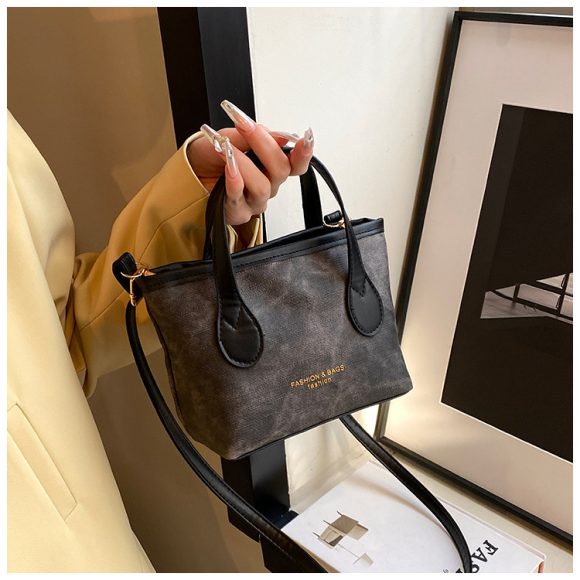 Retro Shoulder Bag Large Capacity Portable Bucket Bag - Image 2