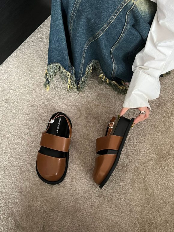 Retro Raise The Bottom One Strap Two-way Breathable Closed Toe Sandals - Image 9