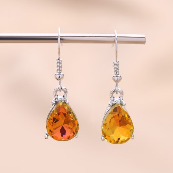 Color Zircon Atmospheric Shiny Ear Studs - Image 7