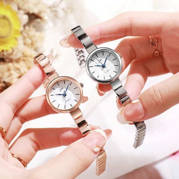 Niche Steel Watch Women's Simple - Image 3