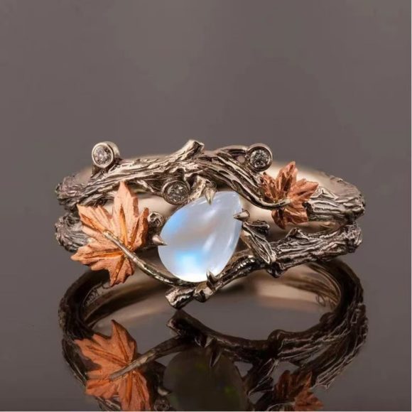 Female Creative Retro Silver Branch Maple Leaf Ring - Image 3