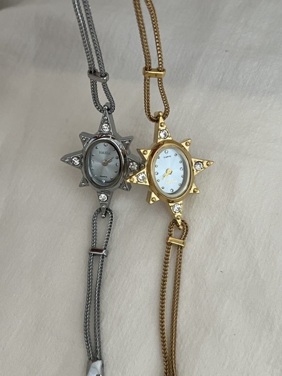Octagonal Star Retro Art Watch - Image 7