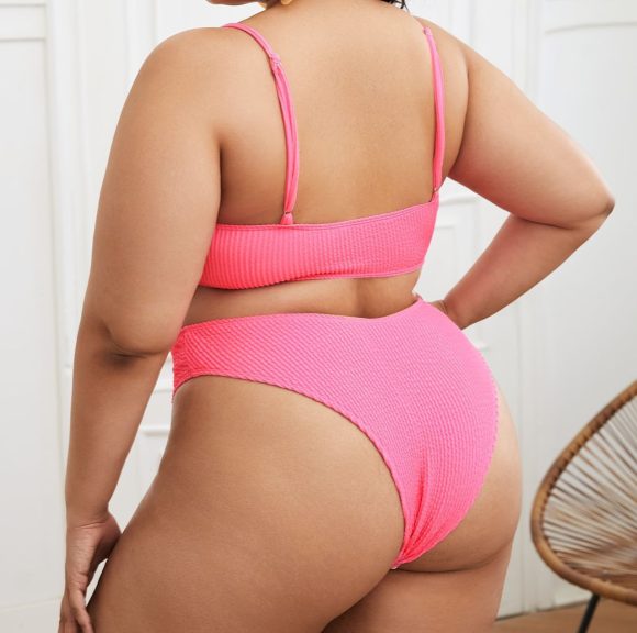 Plus-size Solid Color Bikini Swimsuit - Image 2