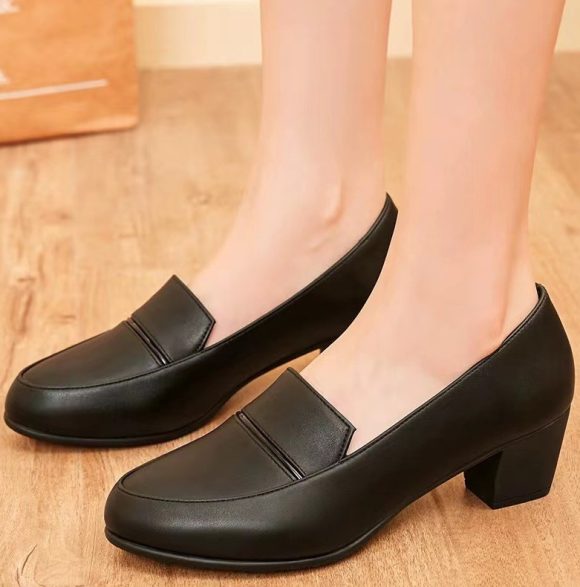 Mom Shoes Soft Leather Versatile - Image 5