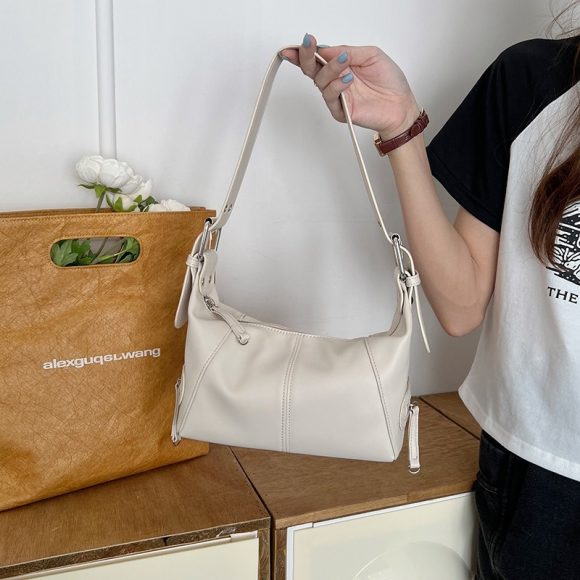 Retro Leather Zip One Shoulder Portable Underarm Bag - Image 6