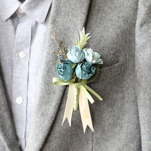 Gift Wrapping Groom And Groomsman Corsage - Image 4