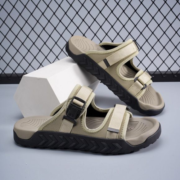 Sandals Men's Summer Outdoor New Flow Anti-driving Dual-use Casual Beach Slippers - Image 3