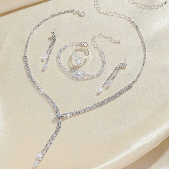 Fashion Simple Necklace Earring Bracelet Four-piece Set - Image 4