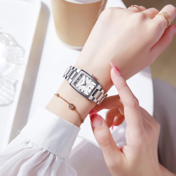 Special Interest Light Luxury Vintage Wine Bucket Waterproof Women's Watch - Image 6