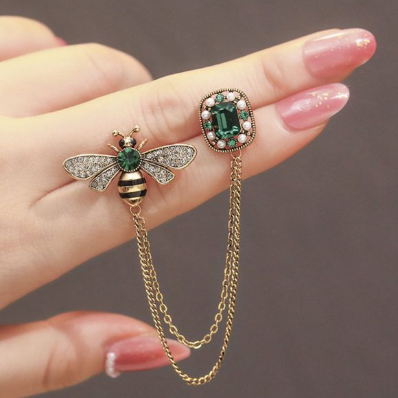 Little Bee Tassel Brooch Retro Personality Chain - Image 6