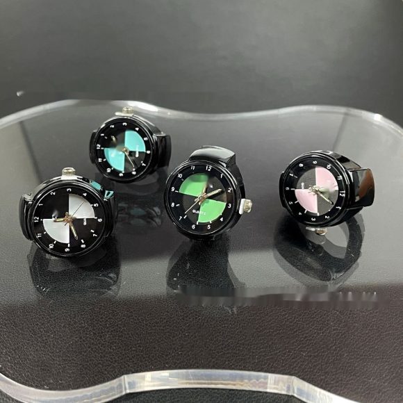 New Luminous Men And Women Student Minimalist Creative Ring Watch - Image 4