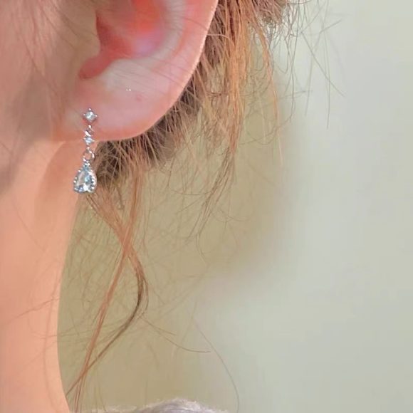 Light Blue Water Drop Earrings Zircon Temperament - Image 2