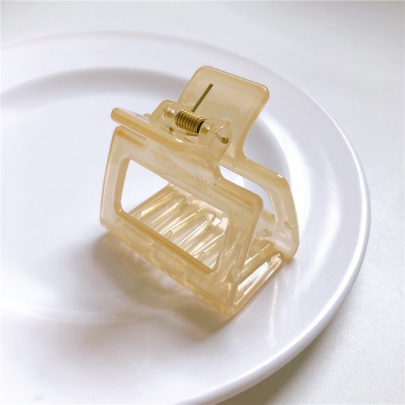 Hollow Square Ponytail And Updo Small Hairclip - Image 4