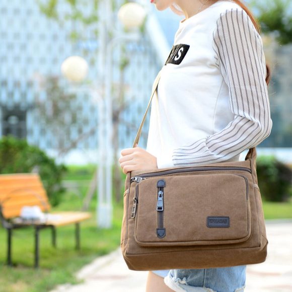 Simple Layered Retro Fashion Men's Messenger Bag - Image 4