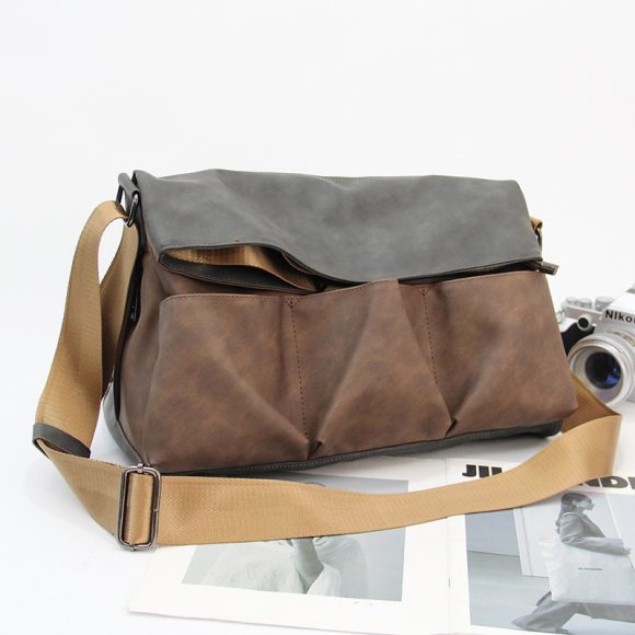 Men's Shoulder Messenger Bag Outdoor Gym Bag For Traveling - Image 4