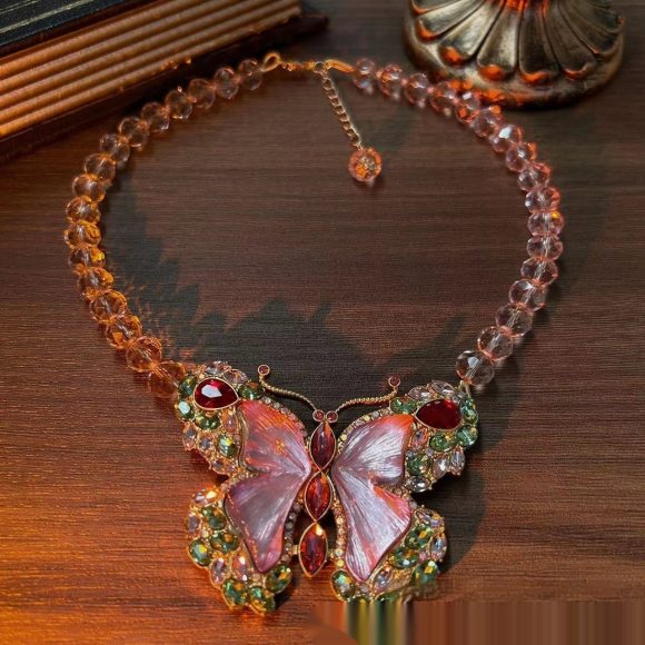 Butterfly Rhinestone Sweet Brooch Necklace Suit - Image 2