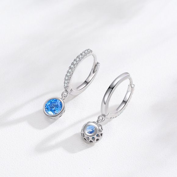 Women's Light Luxury Sea Blue Artificial Diamond Earrings Necklace - Image 9