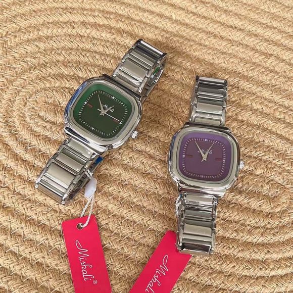 Square Steel Belt Retro Large Dial Women's Simple Watch - Image 2