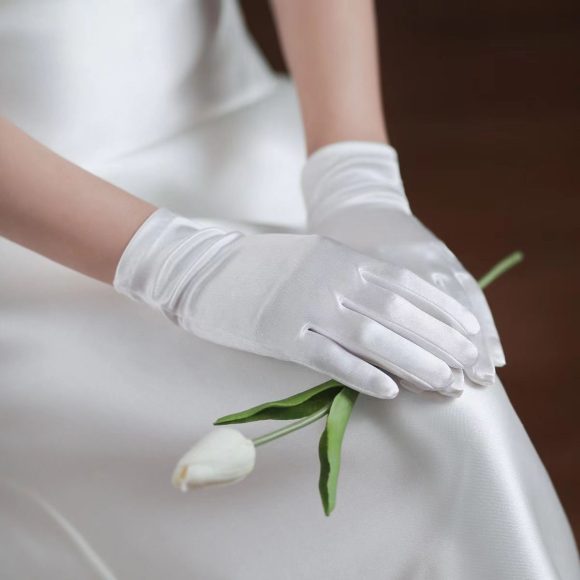 White Satin Short Gloves Lace Pearl Accessories - Image 3